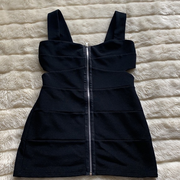 black zipper front cut out sides wide strap tunic tank top S M - Picture 2 of 16